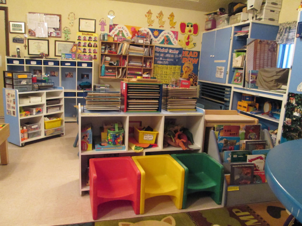 coras-daycare_04